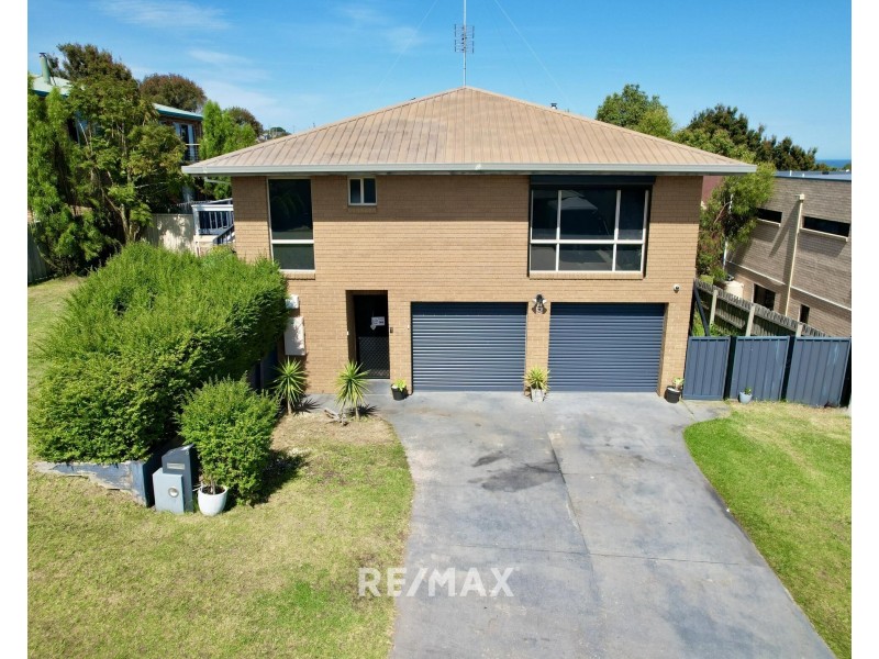 6 Highland Court, Lakes Entrance VIC 3909