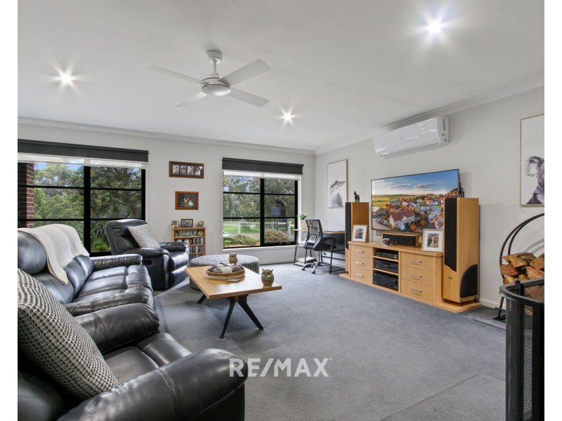 28 Swan Drive, Metung VIC 3904