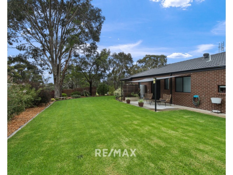 28 Swan Drive, Metung VIC 3904