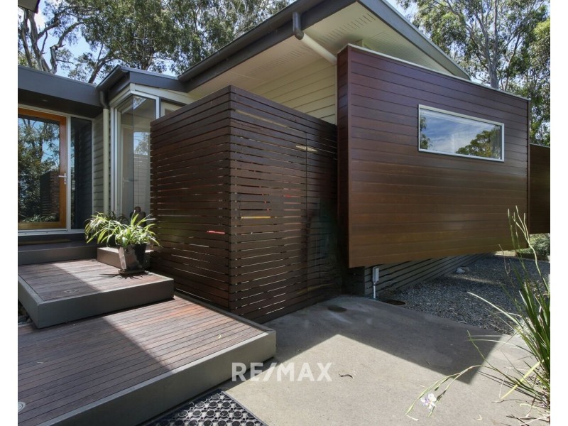17 David Road, Metung VIC 3904