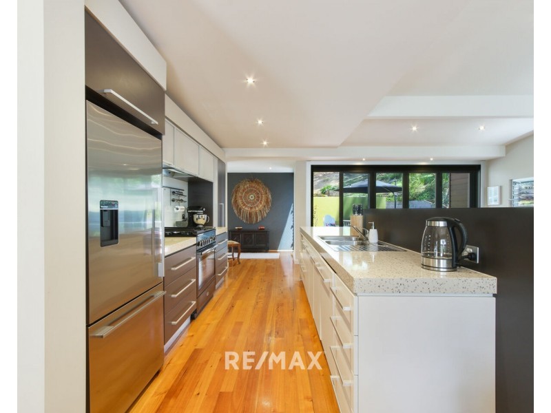 17 David Road, Metung VIC 3904