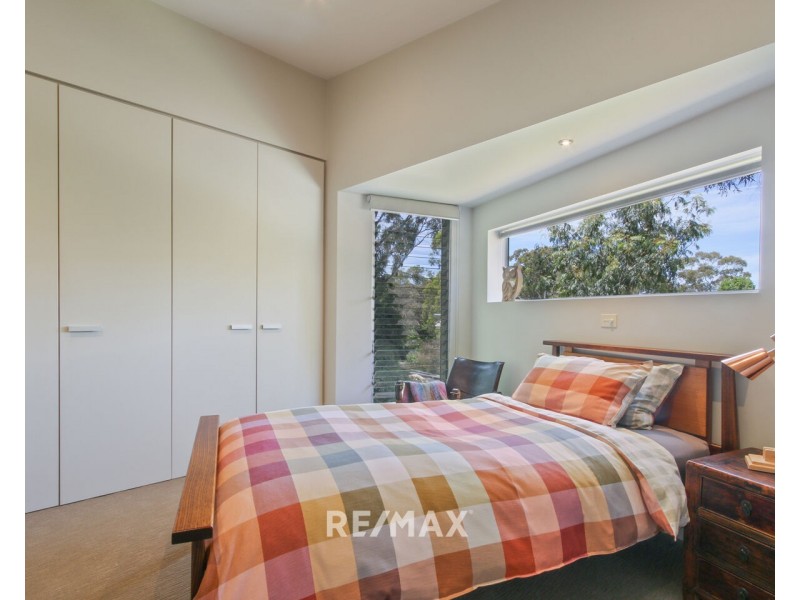 17 David Road, Metung VIC 3904