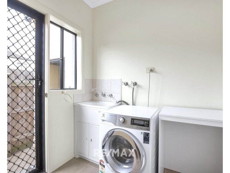 5/83 Esplanade, Lakes Entrance VIC 3909