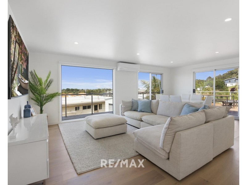 3 Merindah Court, Lakes Entrance VIC 3909