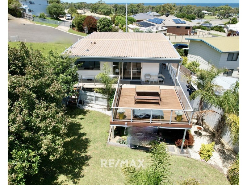 3 Merindah Court, Lakes Entrance VIC 3909