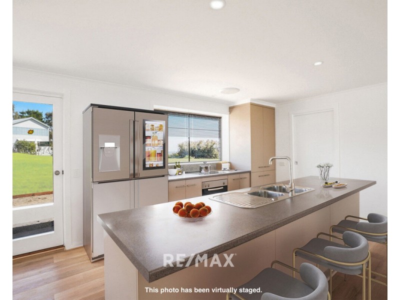 14 Moorhouse Street, Metung VIC 3904