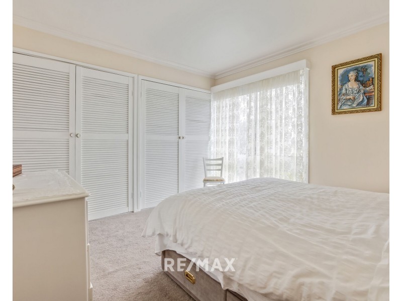 100 Capes Road, Lakes Entrance VIC 3909