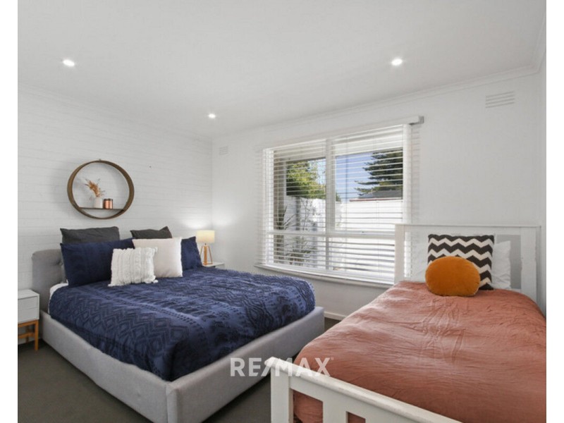 2/63 Myer Street, Lakes Entrance VIC 3909