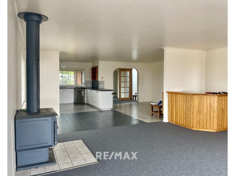 5 Ewing Court, Lakes Entrance VIC 3909