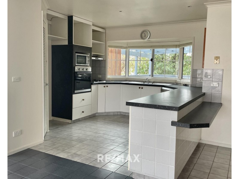 5 Ewing Court, Lakes Entrance VIC 3909