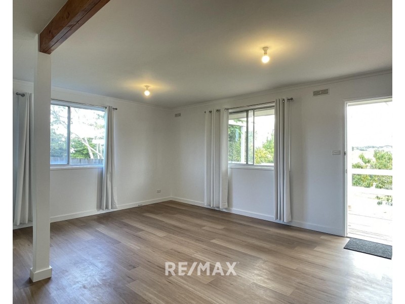 13 Lyrebird Court, Lakes Entrance VIC 3909