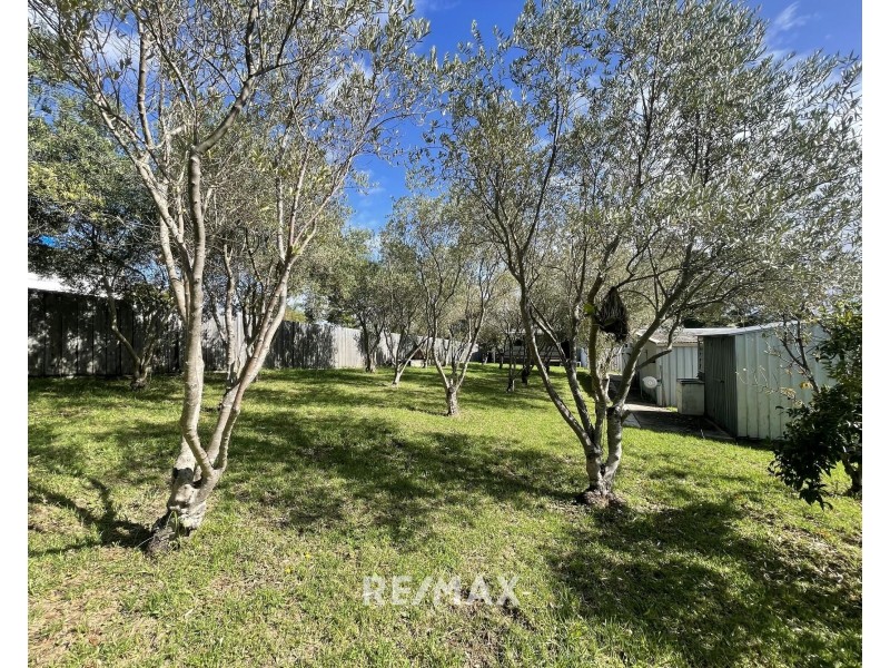 13 Lyrebird Court, Lakes Entrance VIC 3909