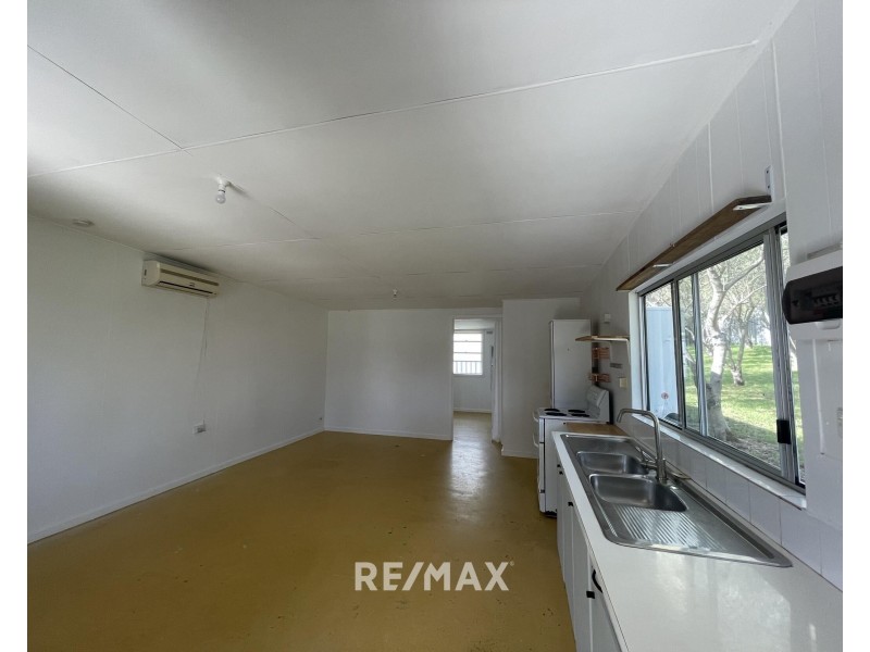13 Lyrebird Court, Lakes Entrance VIC 3909