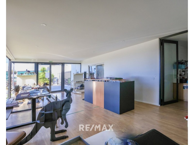 45 Whiters Street, Lakes Entrance VIC 3909