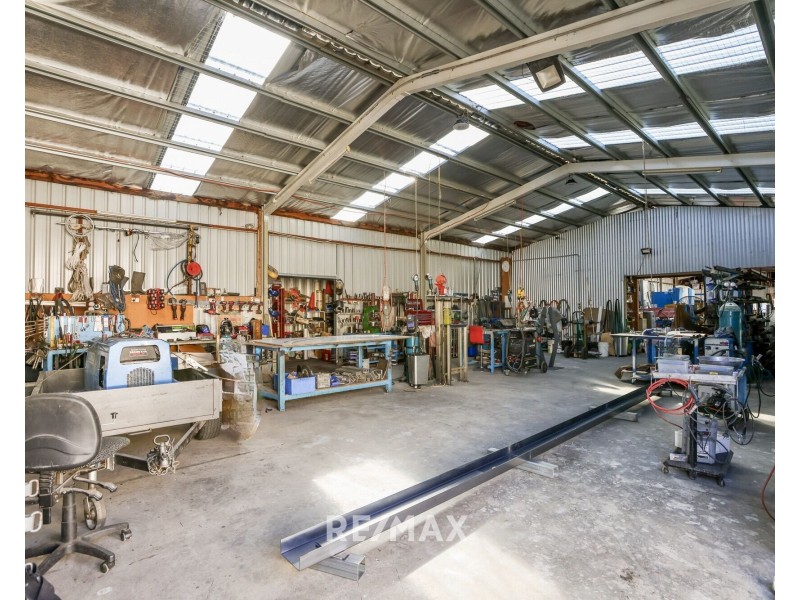 45 Whiters Street, Lakes Entrance VIC 3909