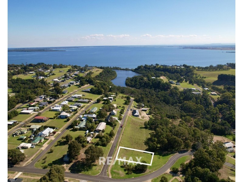 2 Kookaburra Avenue, Metung VIC 3904