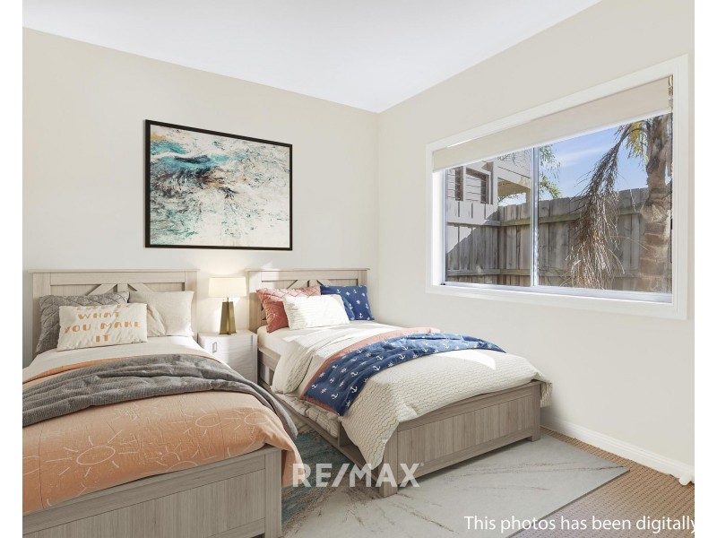 1 & 2/13 New Street, Lakes Entrance VIC 3909