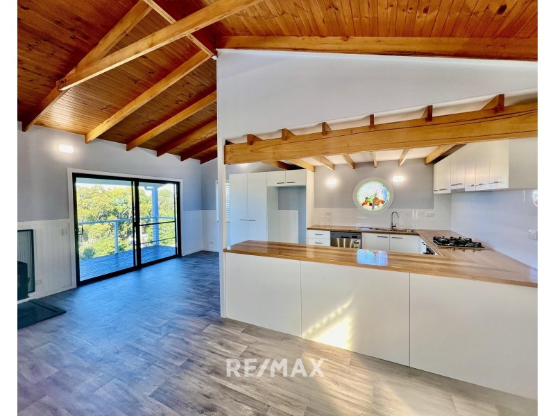 19 Outlook Avenue, Lakes Entrance VIC 3909