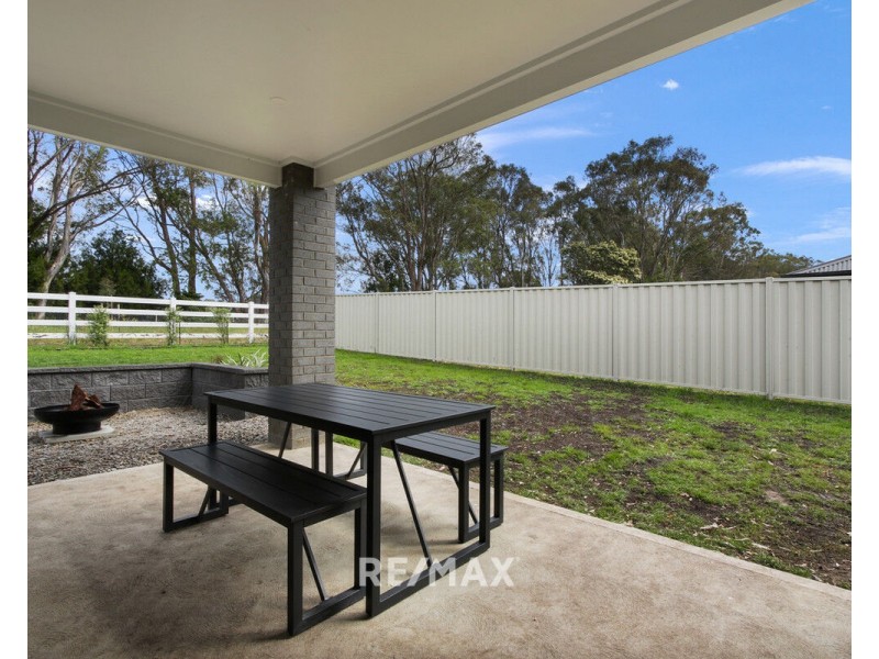 13 Southon Terrace, Nicholson VIC 3882