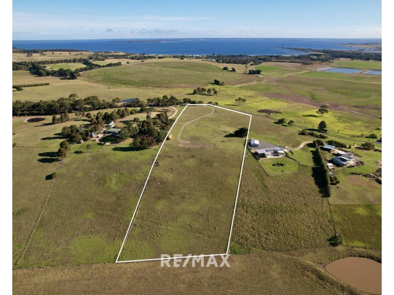 10 Hill View Lane, Metung VIC 3904