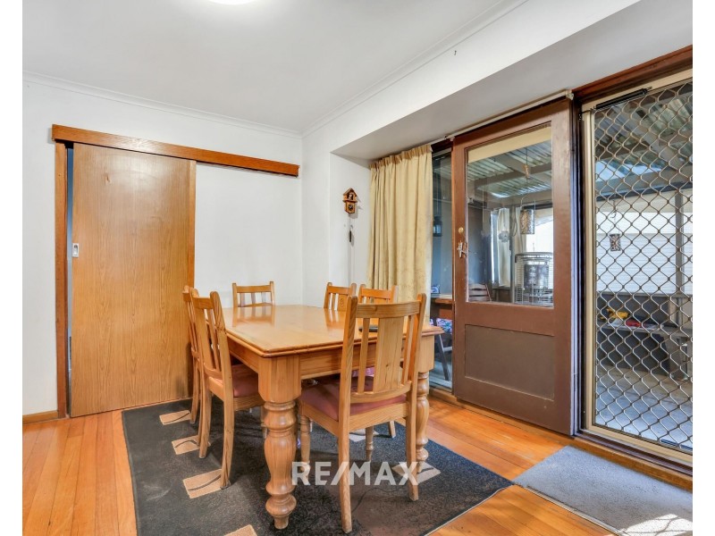 1 Roslyn Court, Lakes Entrance VIC 3909