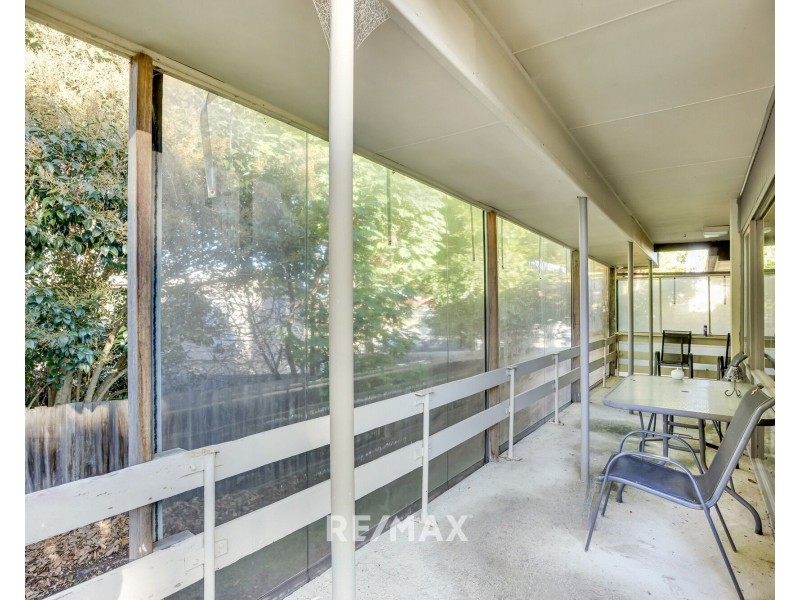 1 Roslyn Court, Lakes Entrance VIC 3909