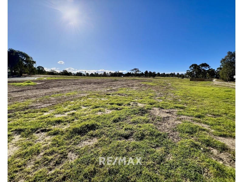 142 Kings Cove Boulevard, Metung VIC 3904