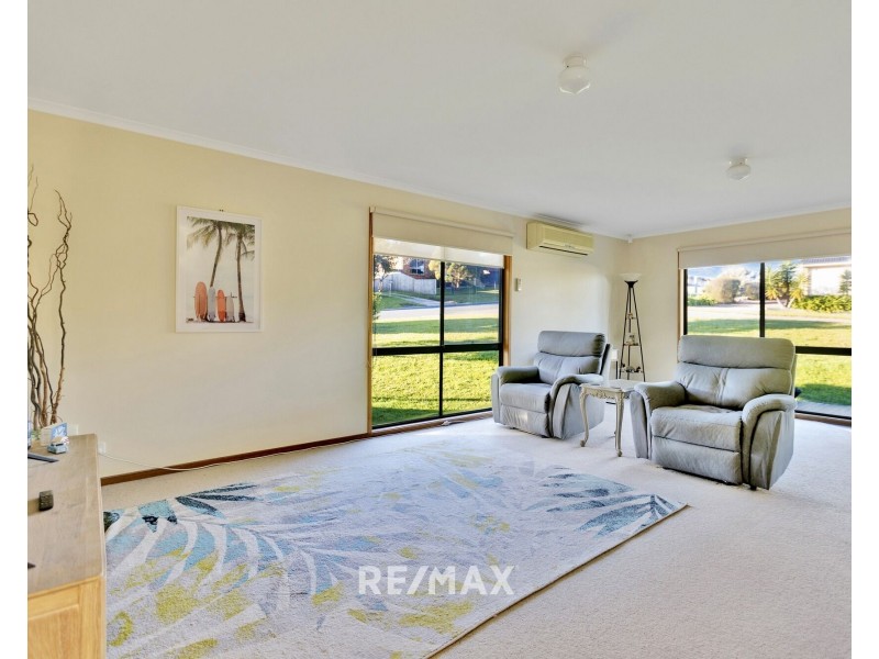 2 Foam Street, Lakes Entrance VIC 3909