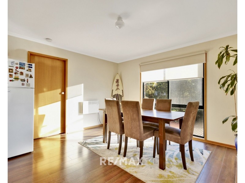 2 Foam Street, Lakes Entrance VIC 3909