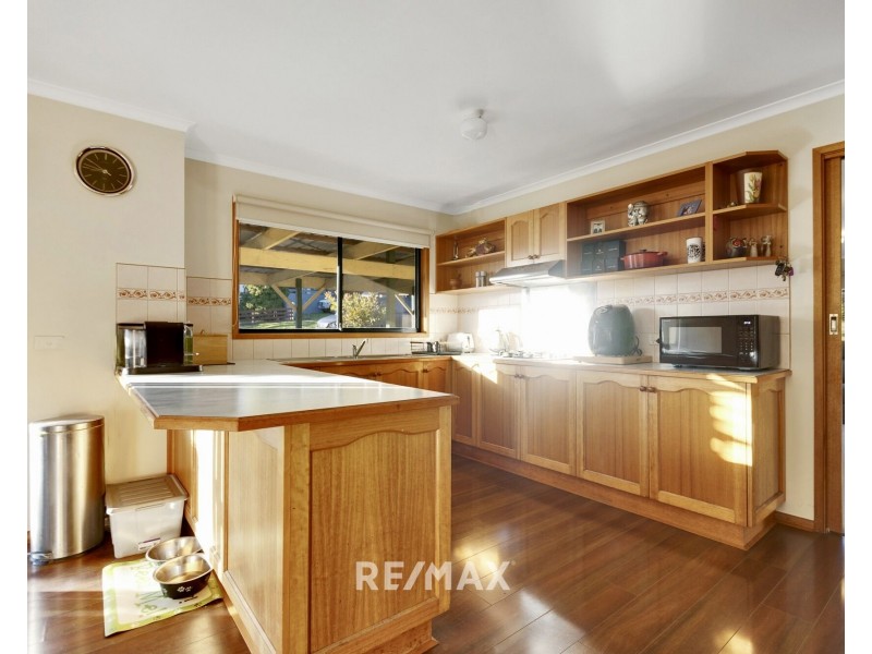 2 Foam Street, Lakes Entrance VIC 3909