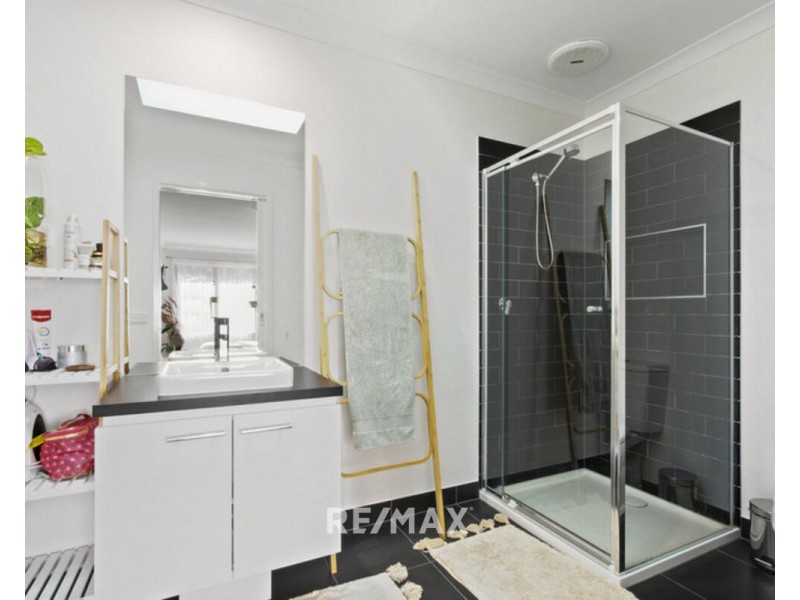 20a Jefferson Avenue, Lakes Entrance VIC 3909