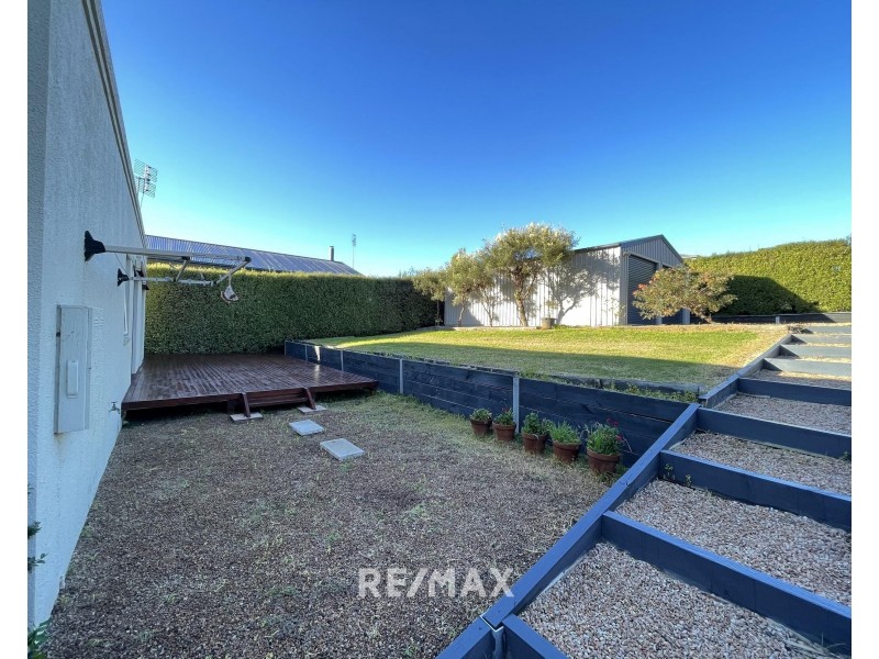 16 Christmas Street, Metung VIC 3904