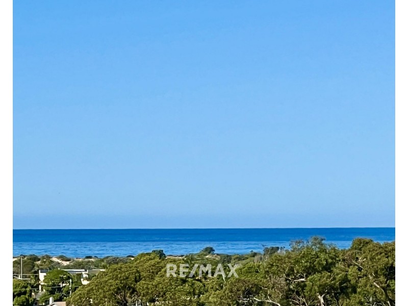 7B Outlook Avenue, Lakes Entrance VIC 3909