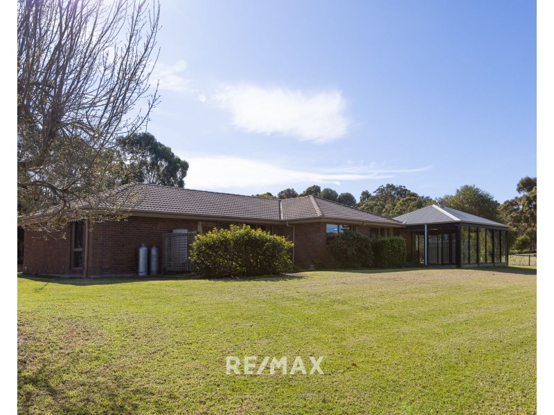 42 Lakeshore Drive, Nungurner VIC 3909