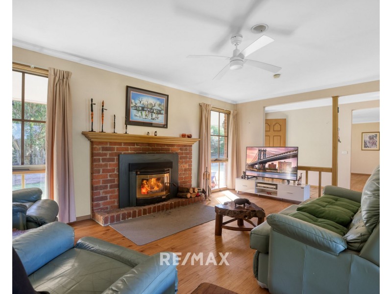 42 Lakeshore Drive, Nungurner VIC 3909