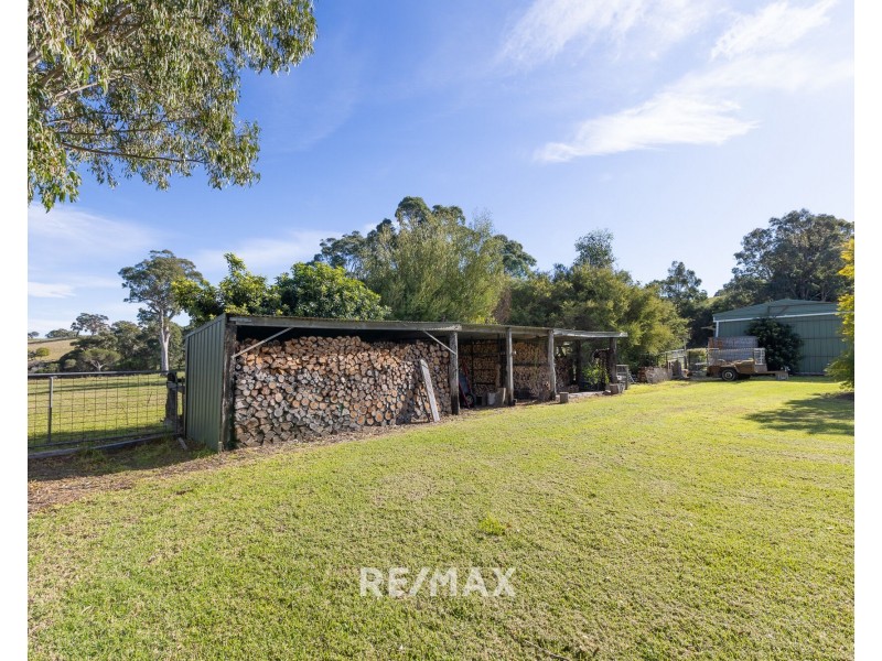 42 Lakeshore Drive, Nungurner VIC 3909