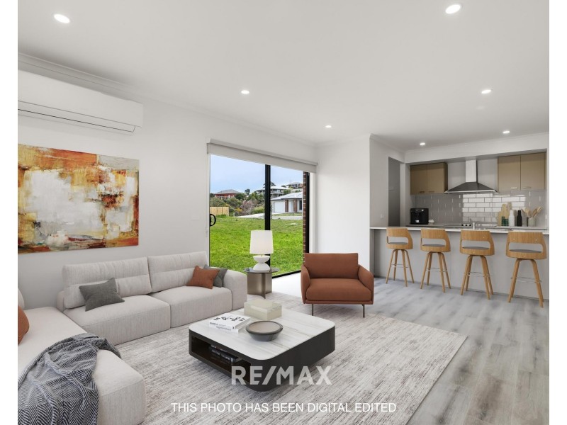 61 Lakeview Drive, Lakes Entrance VIC 3909