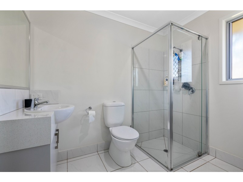 34 Haslewood Cres, Meridan Plains QLD 4551