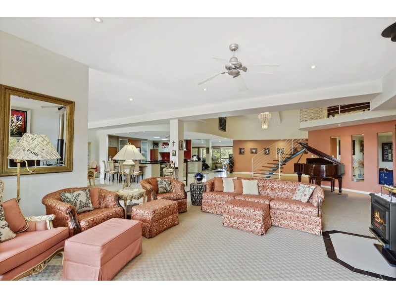 5 Kerlin Lane, Woombye QLD 4559