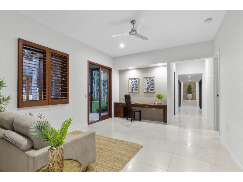 30 Sawreys Road, Forest Glen QLD 4556