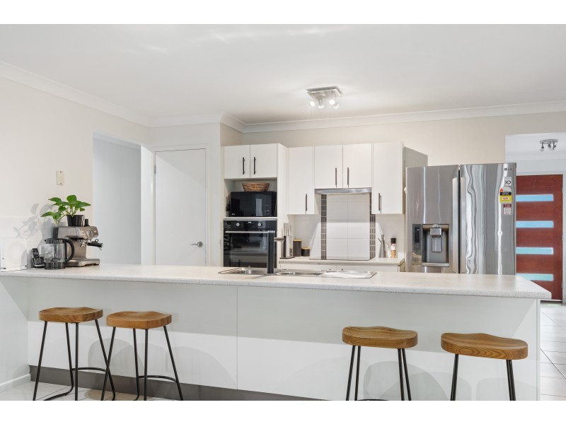 18 Gallows Place, Palmwoods QLD 4555