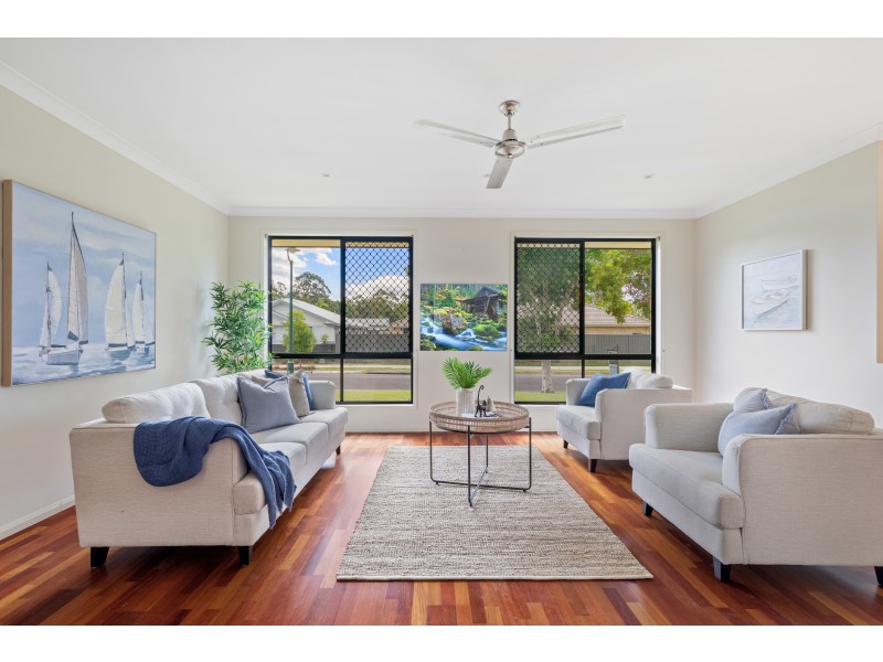 29 Maddock Ave, Mooloolah Valley QLD 4553