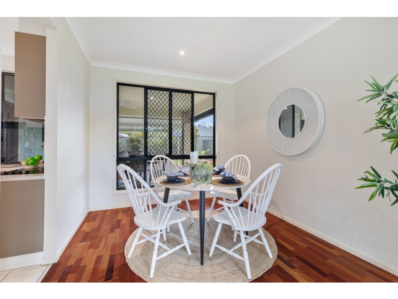 29 Maddock Ave, Mooloolah Valley QLD 4553