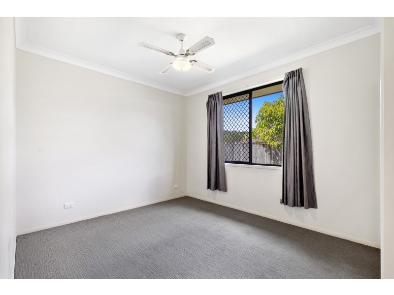 29 Maddock Ave, Mooloolah Valley QLD 4553