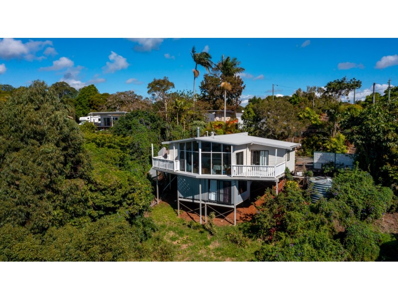 27 Flaxton Drive, Mapleton QLD 4560