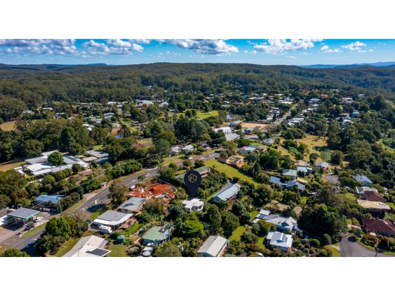 27 Flaxton Drive, Mapleton QLD 4560