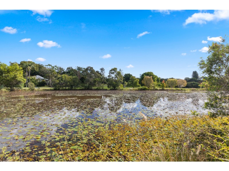 27 Flaxton Drive, Mapleton QLD 4560