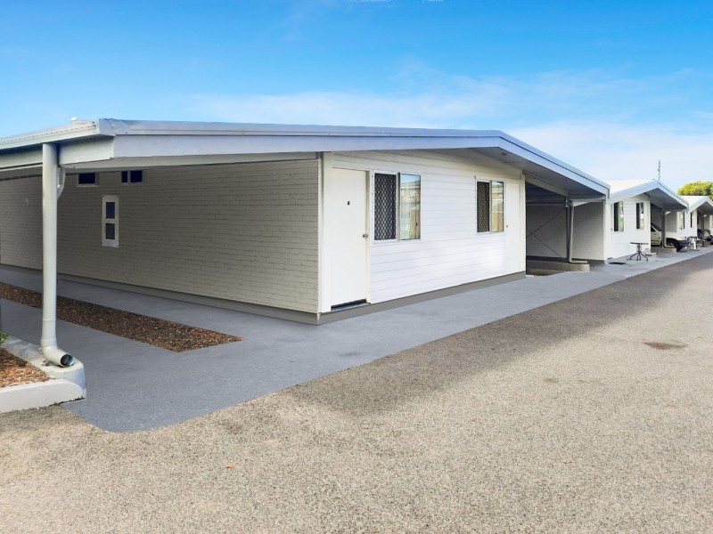 84 Toolooa Street, South Gladstone QLD 4680