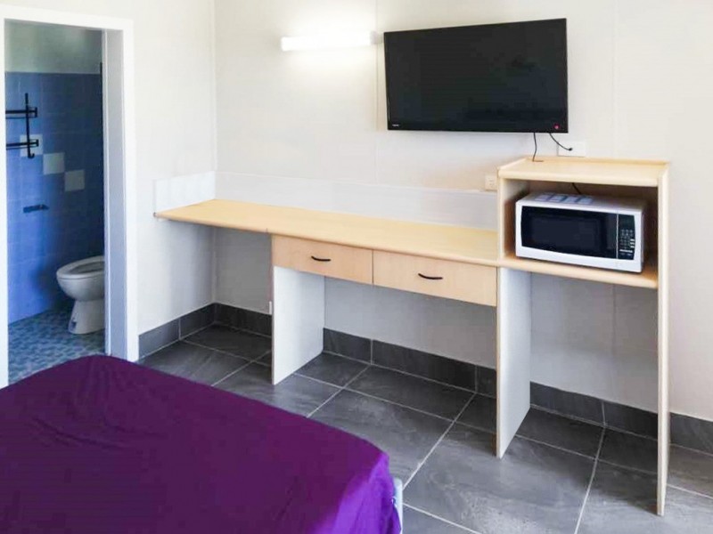 84 Toolooa Street, South Gladstone QLD 4680