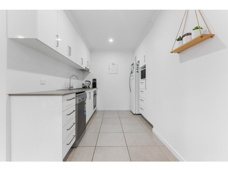 18 Bonaparte Place, Palmwoods QLD 4555
